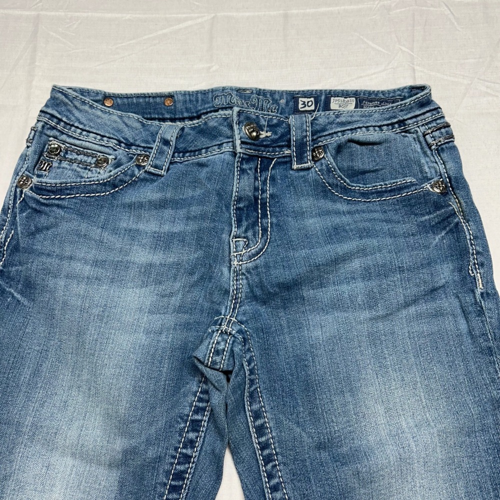 Miss Me Bootcut Jeans Size 30 Fleur De Lis Studded Medium Wash JP5182B10 Blue - Picture 9 of 10